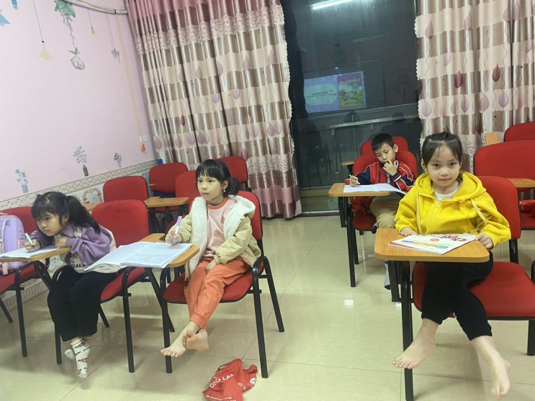 tiếng anh lớp 1 tại Vĩnh Phúc