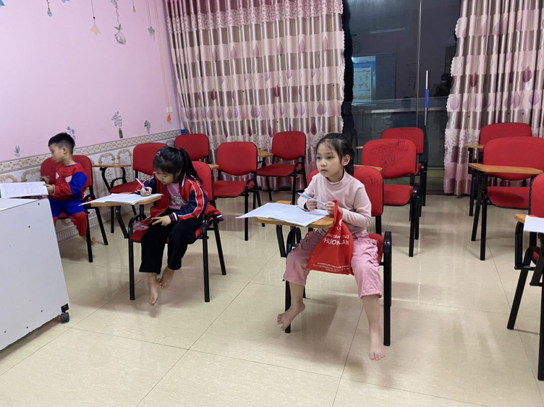 tiếng anh lớp 1 tại Vĩnh Phúc